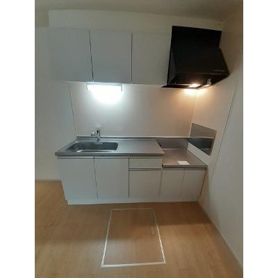 グレイス・ベル　Ⅱ 103【管理NO：1-023015802-01030】 ★家具家電は申し込み後に搬入します★の物件写真3