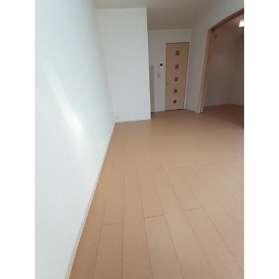 アーバンリーム壱番館 102【管理NO：1-019788101-01020】 ★家具家電は申し込み後に搬入します★の物件写真2