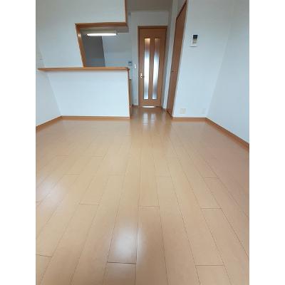 レジデンス稲富　Ｂ 204【管理NO：1-015446302-02040】 ★家具家電は申し込み後に搬入しますの物件写真2