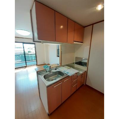 アルカンシェルⅡ 202【管理NO：1-013557501-02020】 ★家具家電は申し込み後に搬入します★の物件写真3