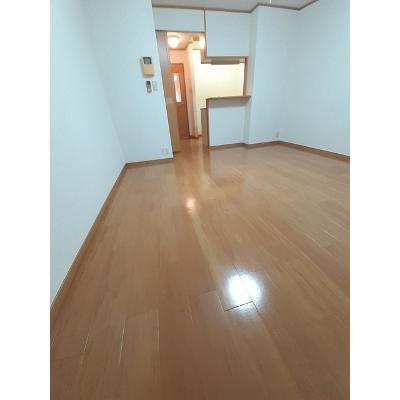 フォレストヒルズ２号館 102【管理NO：1-012243202-01020】 ★家具家電は申し込み後に搬入しますの物件写真2