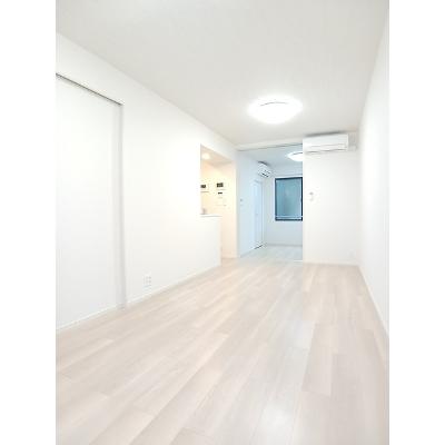 ピエモンテ　愛宕 102【管理NO：1-028087601-01020】 ★家具家電は申し込み後に搬入しますの物件写真2