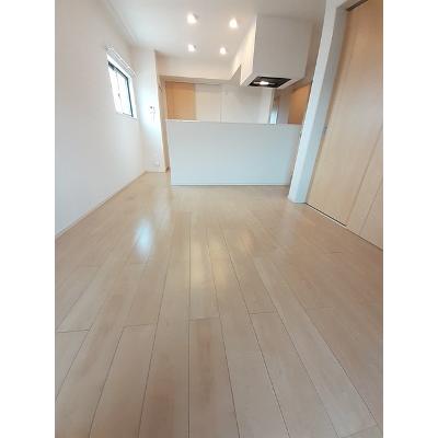 アルコバレーノ　ルーチェ 201【管理NO：1-023391501-02010】 ★家具家電は申し込み後に搬入しますの物件写真2