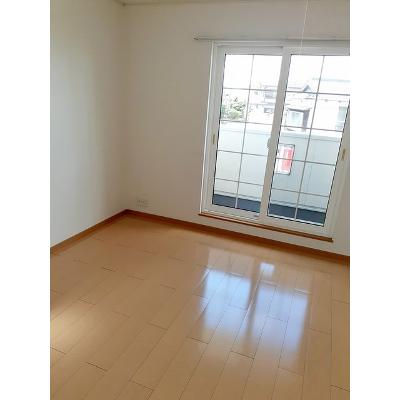 パラッツオⅡ 201【管理NO：1-015458501-02010】 ★家具家電は申し込み後に搬入します★の物件写真2