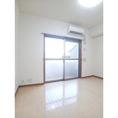 インター久留米ＳＵＲ 206【管理NO：1-015344401-02060】 ★家具家電は申し込み後に搬入します★の物件写真2