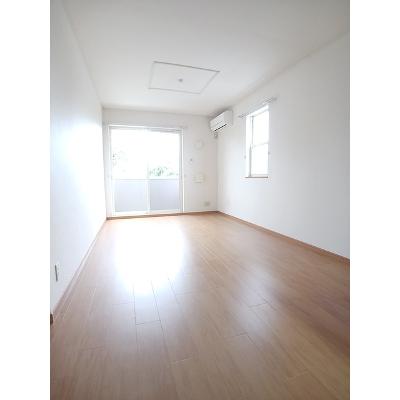 サンシャイン 104【管理NO：1-014525601-01040】 ★家具家電は申し込み後に搬入します★の物件写真2