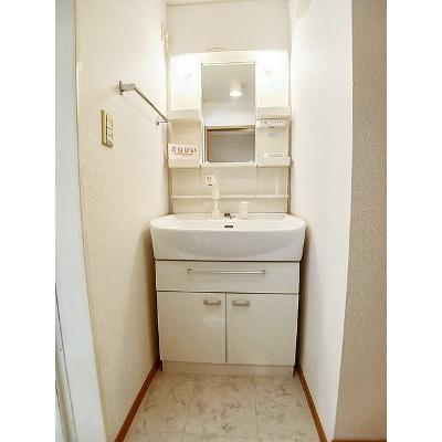 グラティテュード 201【管理NO：1-014410101-02010】 ★家具家電は申し込み後に搬入します★の物件写真6