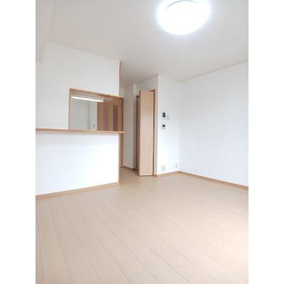 オロールＢ 203【管理NO：1-014104402-02030】 ★家具家電は申し込み後に搬入します★の物件写真2