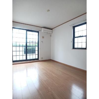 ラシーヌⅢ壱番館 101【管理NO：1-012488001-01010】 ★家具家電は申し込み後に搬入しますの物件写真2