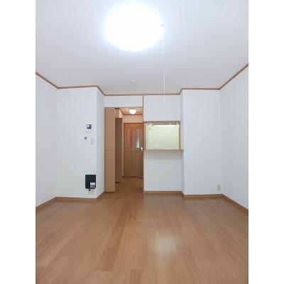 フォレストヒルズ３号館 102【管理NO：1-012243203-01020】 ★家具家電は申し込み後に搬入しますの物件写真2