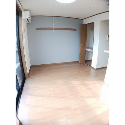 エスポワール 201【管理NO：1-012139701-02010】 ★家具家電は申し込み後に搬入しますの物件写真2