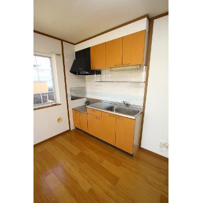 フロール 201【管理NO：1-010062001-02010】 ★家具家電は申し込み後に搬入します★ ★2026年09月下旬入居可能★の物件写真3