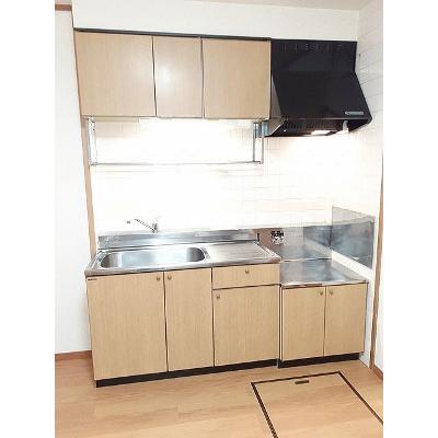 クレストール高島 102【管理NO：1-007592501-01020】 ★家具家電は申し込み後に搬入します★の物件写真3