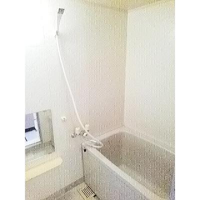 クレストール高島 102【管理NO：1-007592501-01020】 ★家具家電は申し込み後に搬入します★の物件写真4