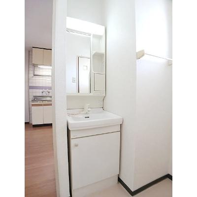 リベラル山下 202【管理NO：1-004618301-02020】 ★家具家電は申し込み後に搬入します★の物件写真6