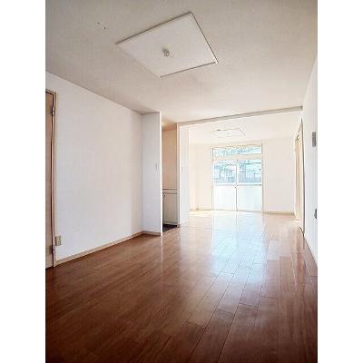 エスペラント山川 201【管理NO：1-003964201-02010】 ★家具家電は申し込み後に搬入しますの物件写真2