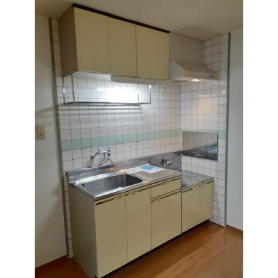サンヒルズ上津 204【管理NO：1-003915701-02040】 ★家具家電は申し込み後に搬入しますの物件写真3