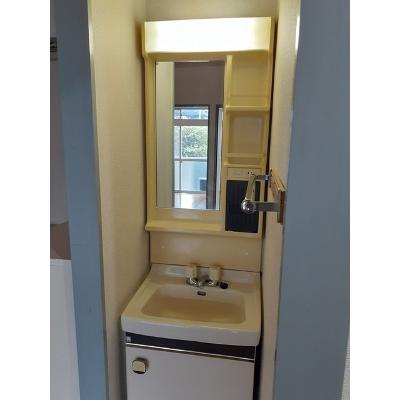 サンヒルズ上津 204【管理NO：1-003915701-02040】 ★家具家電は申し込み後に搬入しますの物件写真6