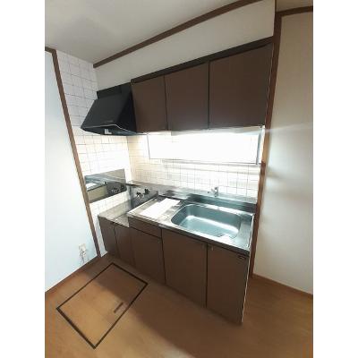 スターリースカイ 102【管理NO：1-007634101-01020】 ★家具家電は申し込み後に搬入します 2026年07月上旬入居可能の物件写真3
