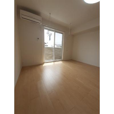 花月 101【管理NO：1-025043501-01010】 ★家具家電は申し込み後に搬入します 2026年07月下旬入居可能の物件写真2