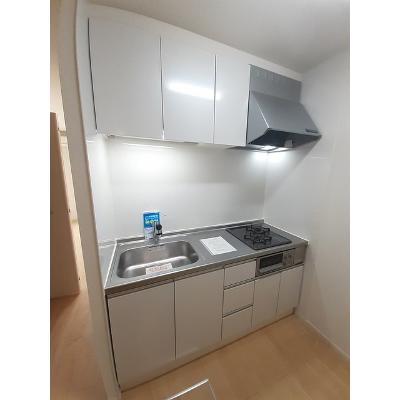花月 101【管理NO：1-025043501-01010】 ★家具家電は申し込み後に搬入します 2026年07月下旬入居可能の物件写真3