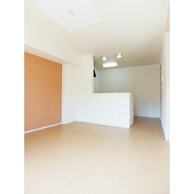 カーサグラートⅢ 202【管理NO：1-018908201-02020】 ★家具家電は申し込み後に搬入します★ ★2026年10月下旬入居可能★の物件写真2