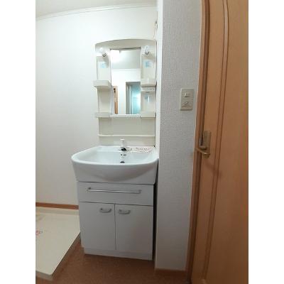 フェアリーヒルズ壱番館 203【管理NO：1-014401001-02030】 ★家具家電は申し込み後に搬入します 2026年07月中旬入居可能の物件写真6