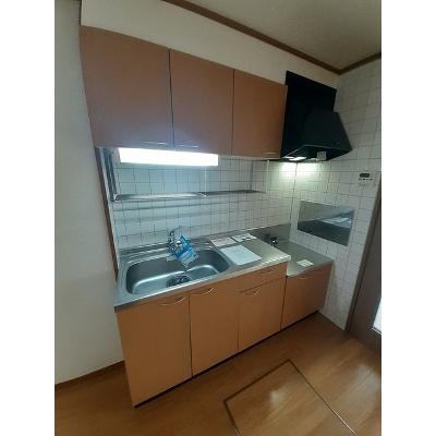 フォーエバーサニー 102【管理NO：1-011761201-01020】 ★家具家電は申し込み後に搬入します★の物件写真3