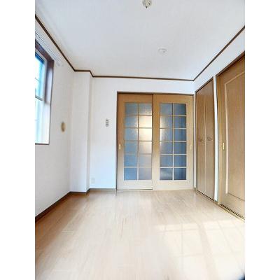 ラヴィアン・ローズ 102【管理NO：1-010668601-01020】 ★家具家電は申し込み後に搬入しますの物件写真2