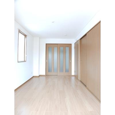 グランディールＫ 103【管理NO：1-009548001-01030】 ★家具家電は申し込み後に搬入しますの物件写真2