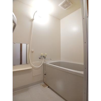 グランディールＫ 103【管理NO：1-009548001-01030】 ★家具家電は申し込み後に搬入しますの物件写真4