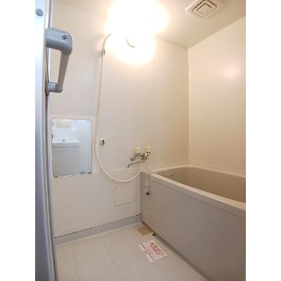ニューピアパレス 102【管理NO：1-007979601-01020】 ★家具家電は申し込み後に搬入しますの物件写真4
