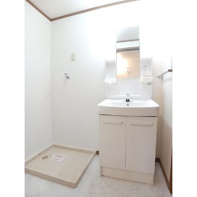 ニューピアパレス 102【管理NO：1-007979601-01020】 ★家具家電は申し込み後に搬入しますの物件写真6