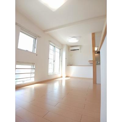 カーサ　セレノ 201【管理NO：1-017046101-02010】 2026年07月中旬入居可能の物件写真2