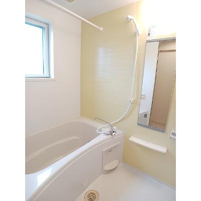 プリムローズ 101【管理NO：1-018105801-01010】 ★家具家電は申し込み後に搬入します★の物件写真4