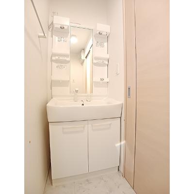 プリムローズ 101【管理NO：1-018105801-01010】 ★家具家電は申し込み後に搬入します★の物件写真6