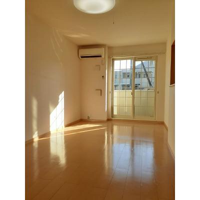 ソレイユ　咲 103【管理NO：1-016714501-01030】 2026年08月中旬入居可能の物件写真2