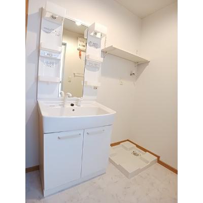 サン・カンナ・リリー　Ⅰ 104【管理NO：1-015085801-01040】 ★家具家電は申し込み後に搬入します★の物件写真6