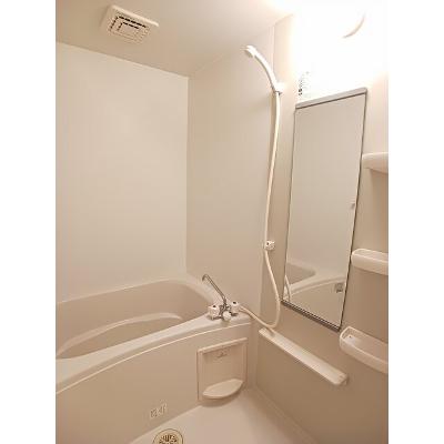 アヴニール　Ⅱ 101【管理NO：1-013722002-01010】 ★家具家電は申し込み後に搬入します★の物件写真4