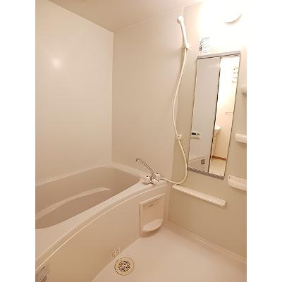 ブレッザ・ジャルディーノ参番館 204【管理NO：1-013557903-02040】 ★家具家電は申し込み後に搬入します★の物件写真4