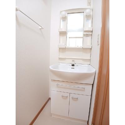 カロスアンセ弐番館 203【管理NO：1-013536202-02030】 ★家具家電は申し込み後に搬入します★の物件写真6