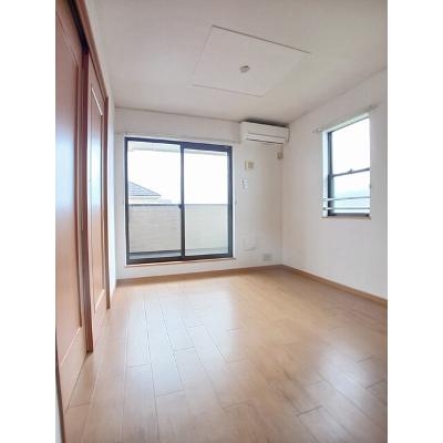カロスアンセ弐番館 201【管理NO：1-013536202-02010】 ★家具家電は申し込み後に搬入しますの物件写真2