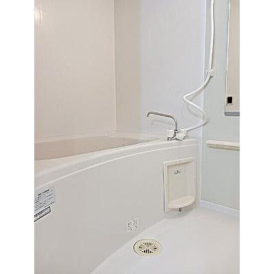 アルハンブラ一番館 203【管理NO：1-013005701-02030】 ★家具家電は申し込み後に搬入しますの物件写真4