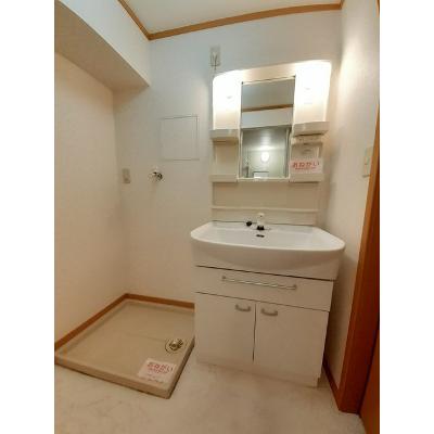 アルハンブラ一番館 202【管理NO：1-013005701-02020】 ★家具家電は申し込み後に搬入しますの物件写真6
