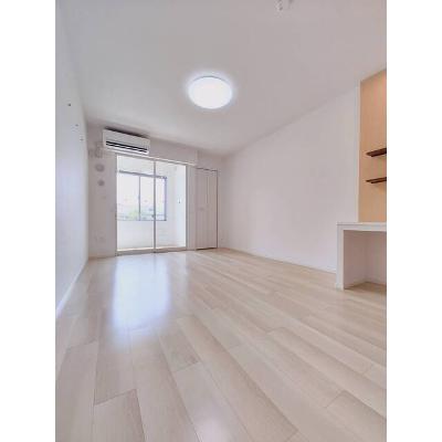 プラティーク中津 102【管理NO：1-026624501-01020】 ★家具家電は申し込み後に搬入します★の物件写真2