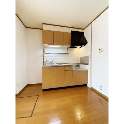 サンライズ・ヒル 104【管理NO：1-012337701-01040】 ★家具家電は申し込み後に搬入しますの物件写真3