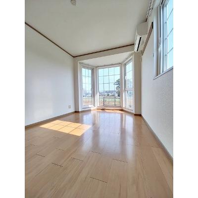 プチセレブ　Ｂ 103【管理NO：1-011710802-01030】 ★家具家電は申し込み後に搬入します★の物件写真2