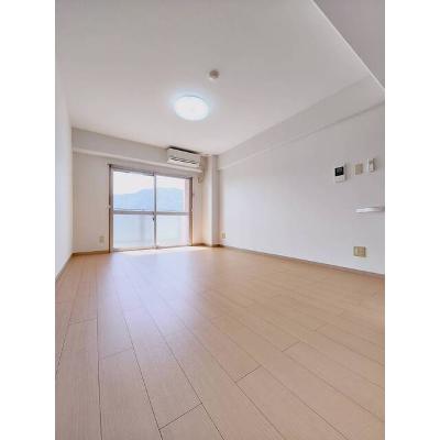 サンライズヒルズ 304【管理NO：1-099228201-03040】 ★家具家電は申し込み後に搬入しますの物件写真2