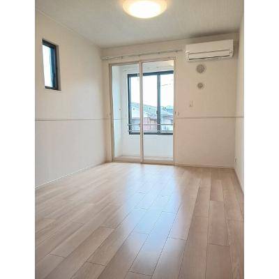 ニルヴァーナ尼子 103【管理NO：1-027698101-01030】 ★家具家電は申し込み後に搬入しますの物件写真2