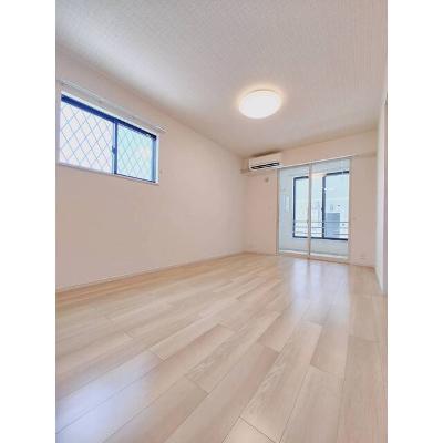シエロアスール　Ⅰ 101【管理NO：1-026721601-01010】 ★家具家電は申し込み後に搬入しますの物件写真2